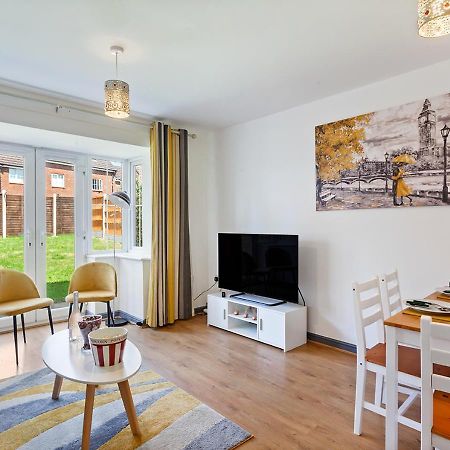 Stay Near Airport & Nec, The Leyburn Birmingham Exterior foto