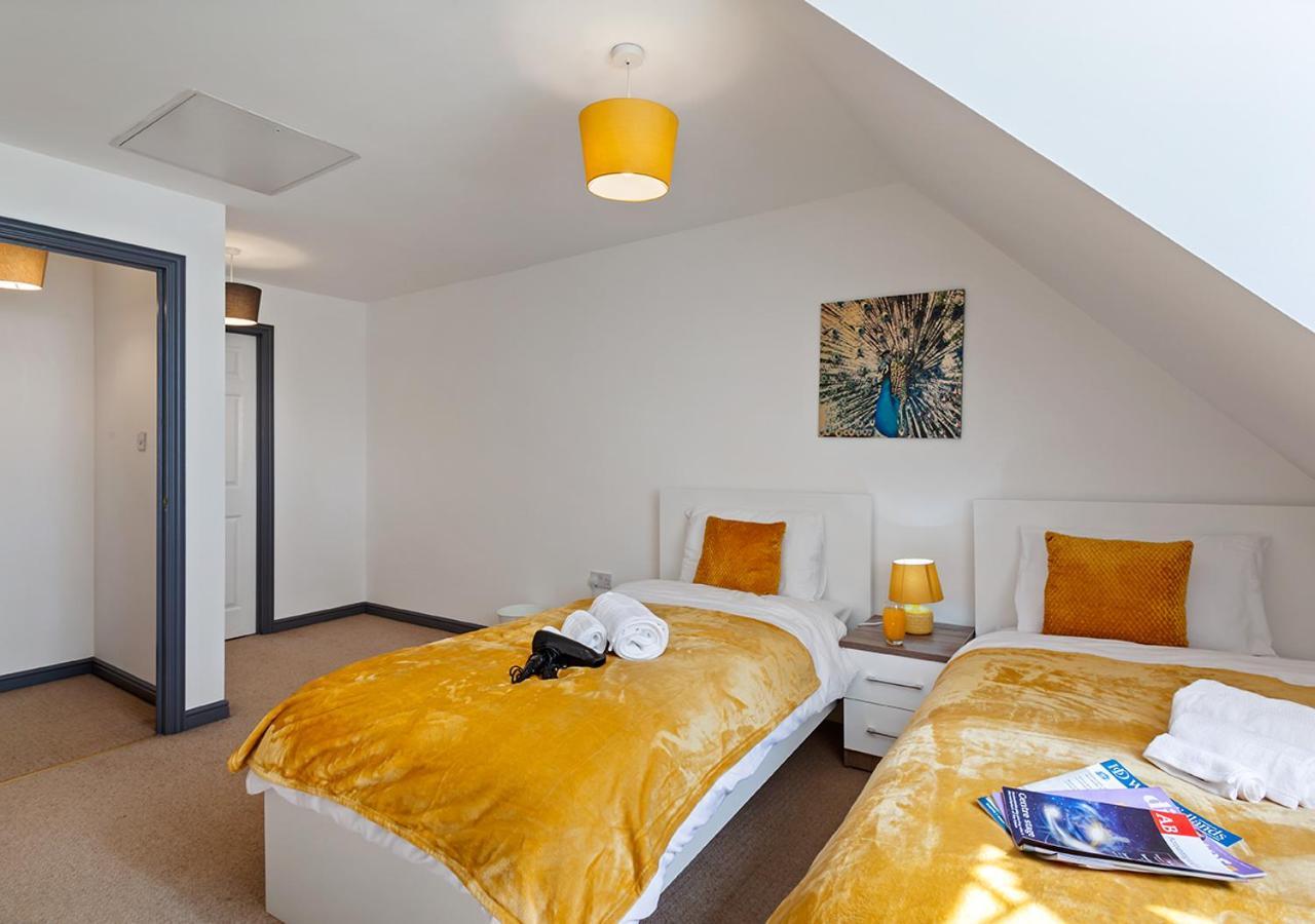 Stay Near Airport & Nec, The Leyburn Birmingham Exterior foto