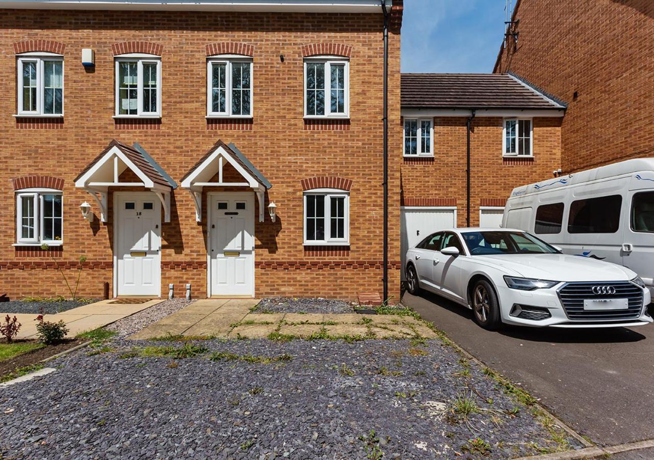 Stay Near Airport & Nec, The Leyburn Birmingham Exterior foto